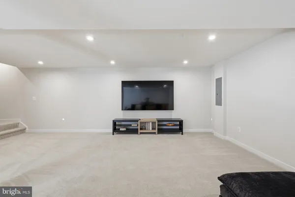 $730,000 | 8705 Davis Court, Spotsylvania, VA 22553