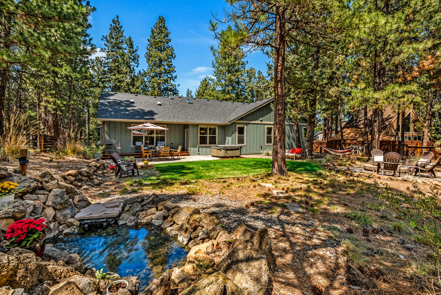 19479 West Campbell Road Bend, OR 97702 - Photo 26 of 33 -