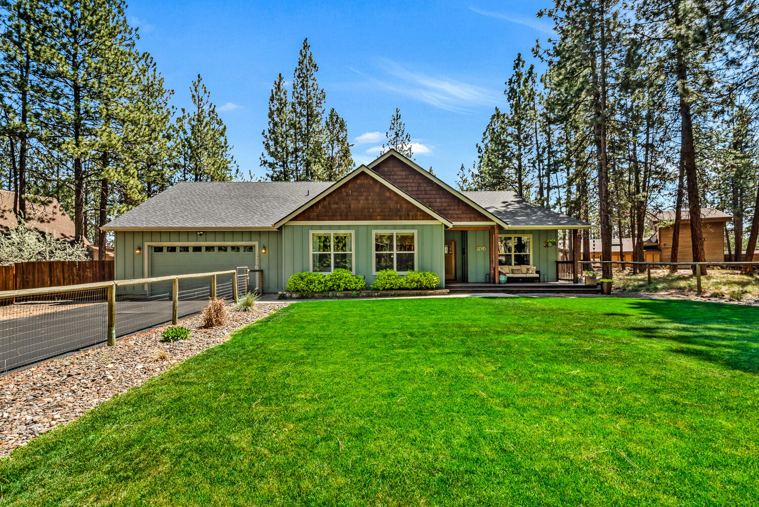 19479 West Campbell Road Bend, OR 97702 - Photo 33 of 33 -