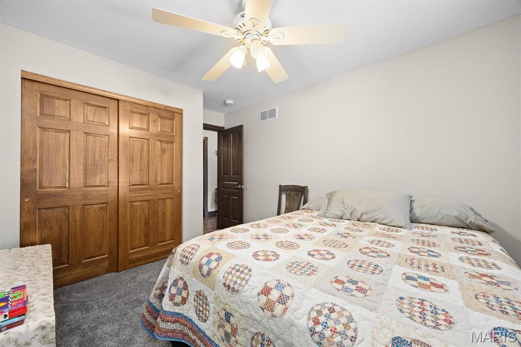 45 Oakbrooke Troy, IL 62294 - Photo 18 of 43