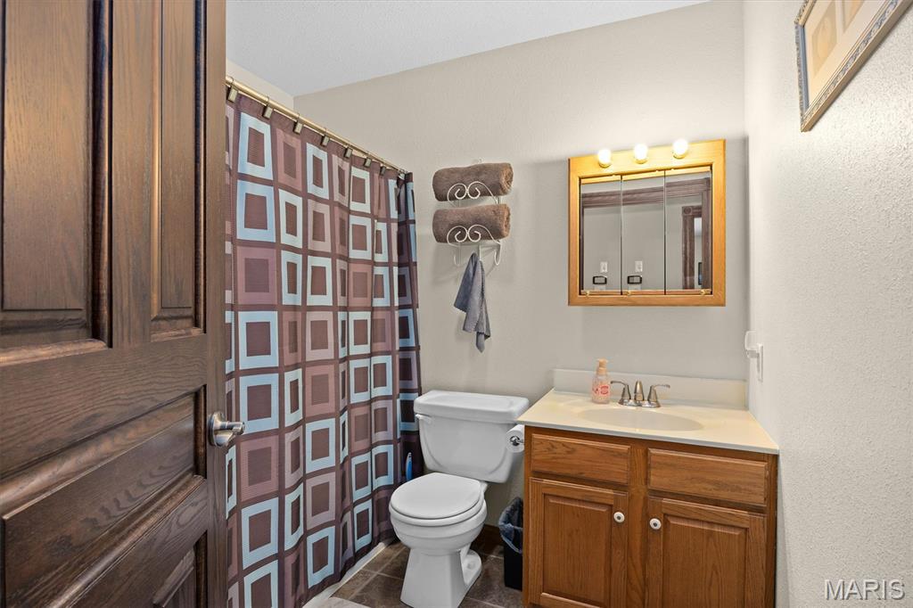 45 Oakbrooke Troy, IL 62294 - Photo 19 of 43