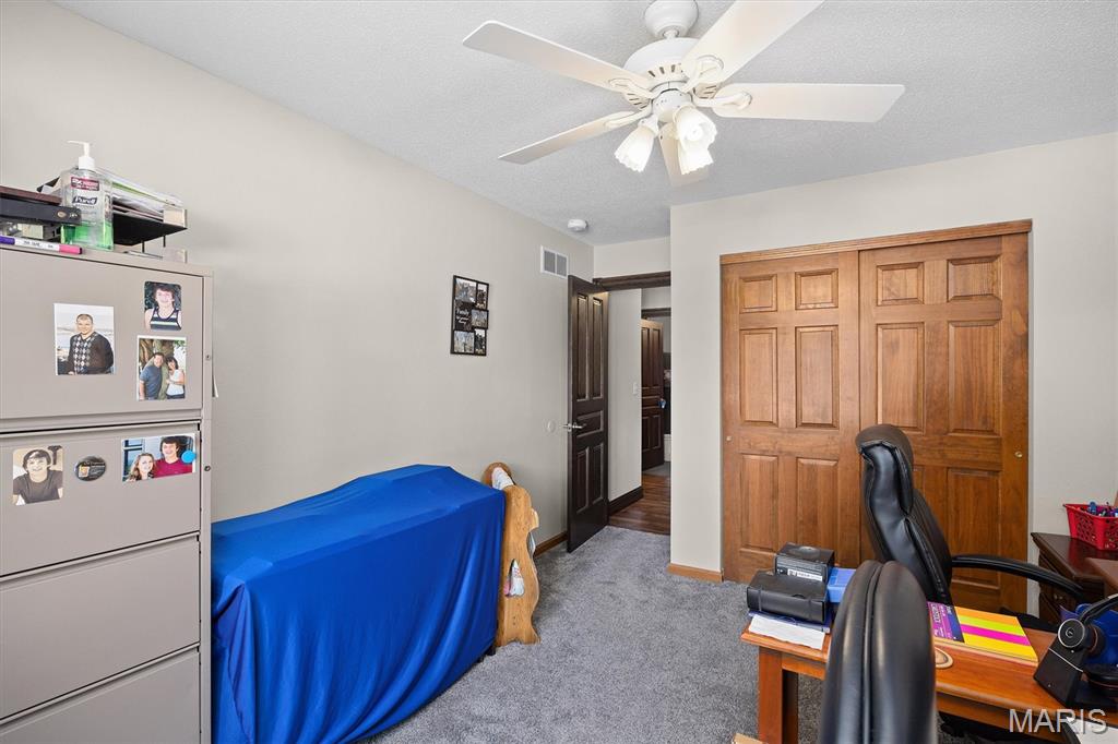 45 Oakbrooke Troy, IL 62294 - Photo 21 of 43