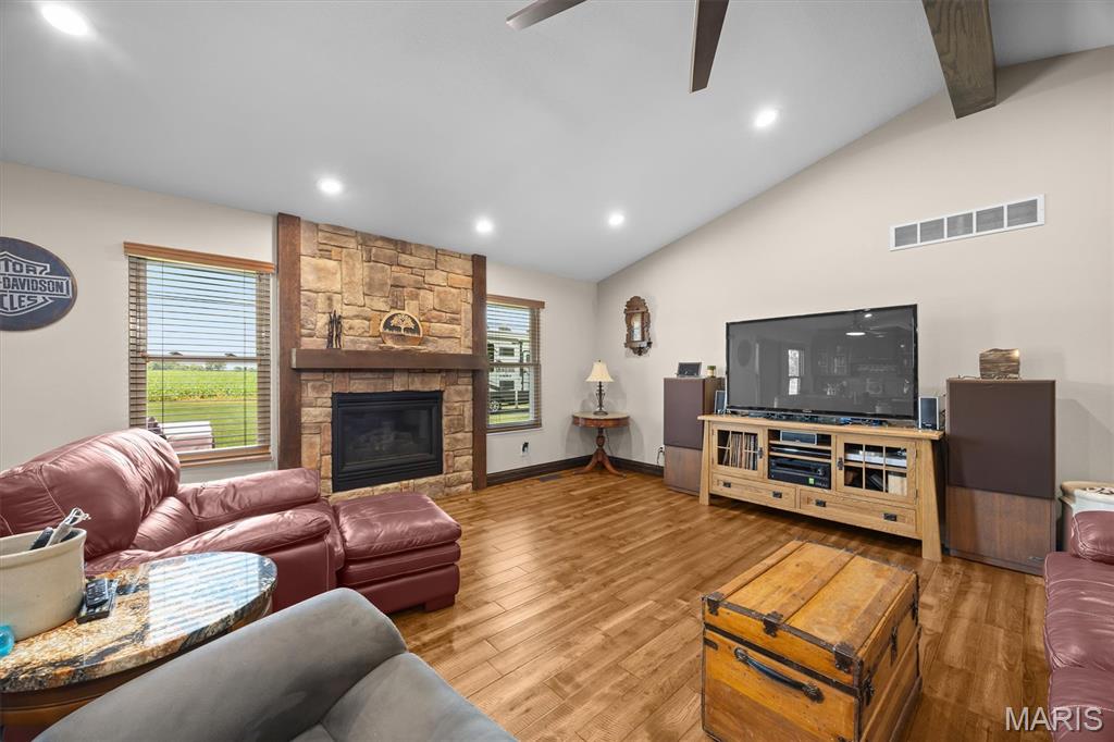 45 Oakbrooke Troy, IL 62294 - Photo 6 of 43