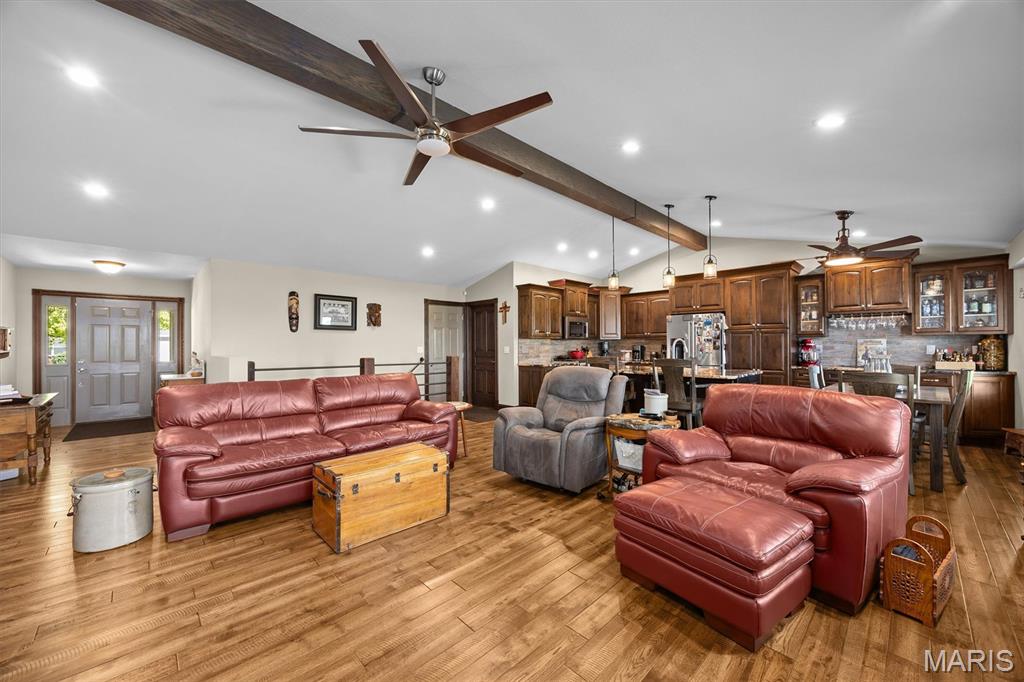 45 Oakbrooke Troy, IL 62294 - Photo 7 of 43