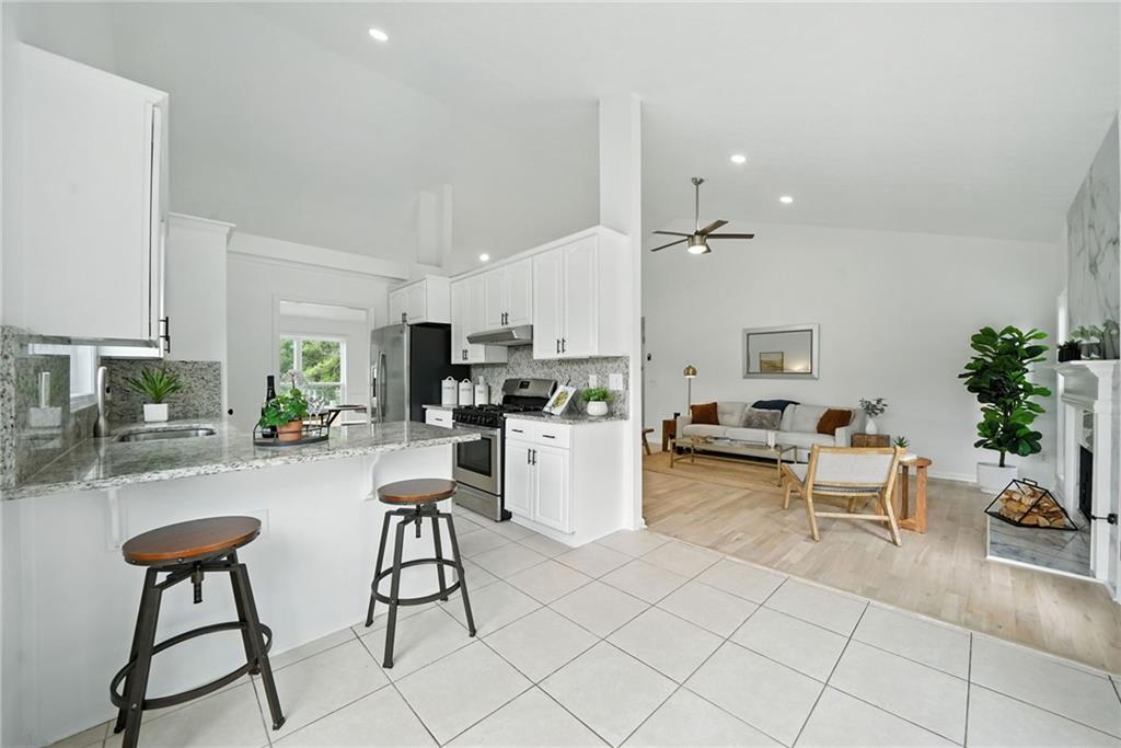 4777 Overlook View Court Northwest Duluth, GA 30096 - Photo 8 of 49