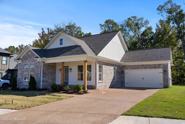 $399,900 | 2539 River Ouse Drive, Hernando, MS 38632