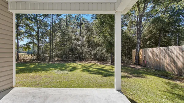 $1,750 | 1249 Martin Road, DeFuniak Springs, FL 32433