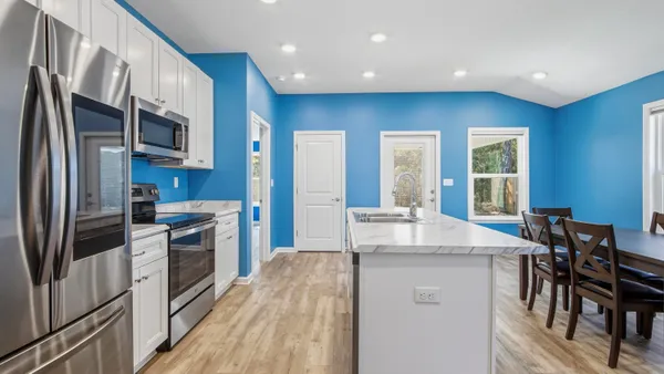 $1,750 | 1249 Martin Road, DeFuniak Springs, FL 32433