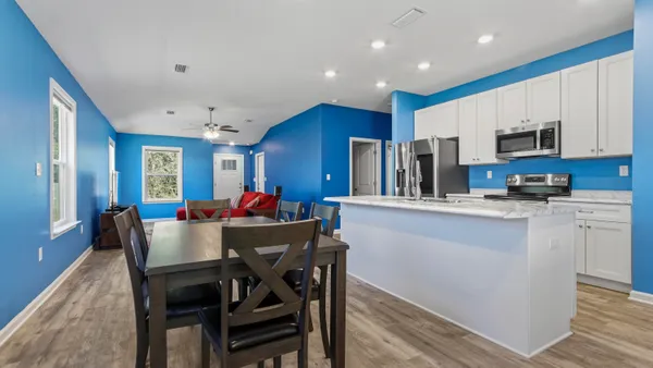 $1,750 | 1249 Martin Road, DeFuniak Springs, FL 32433