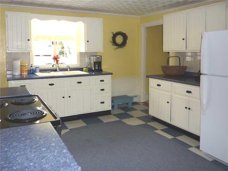34 Bristol Road Damariscotta, ME 04543 - Photo 8 of 17 Kitchen. Nice big kitchen with a...