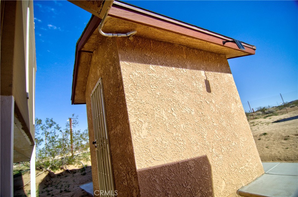 51063 Joshua Tree Road Landers, CA 92285 - Photo 19 of 38 This is a separate out building, good for storage
