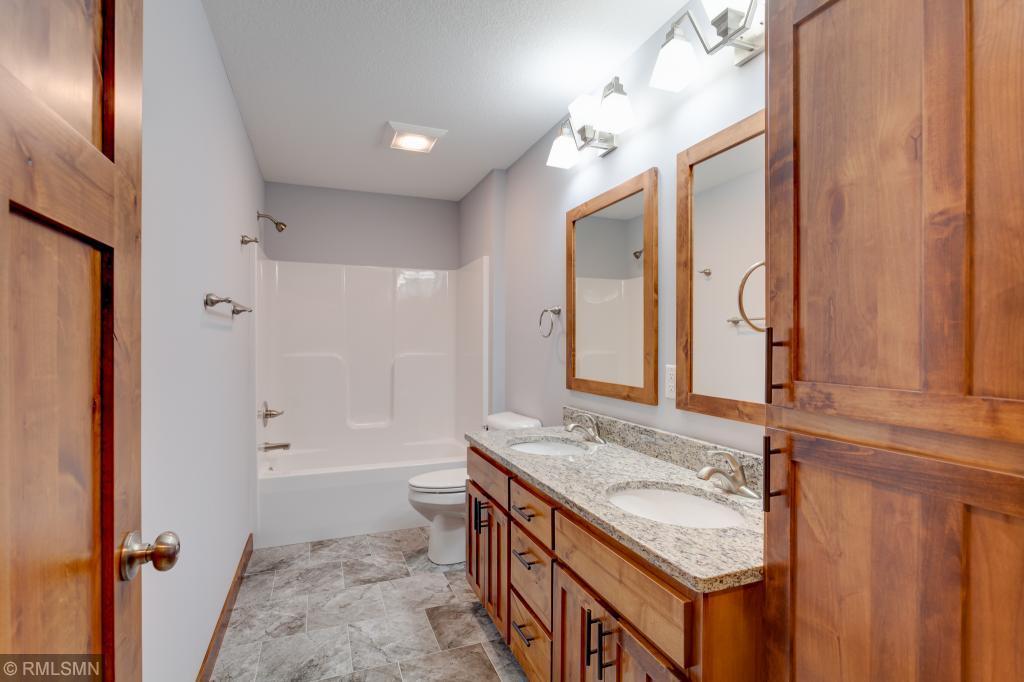 389 Prairie Road New Richmond, WI 54017 - Photo 17 of 27 Gallery Image 17