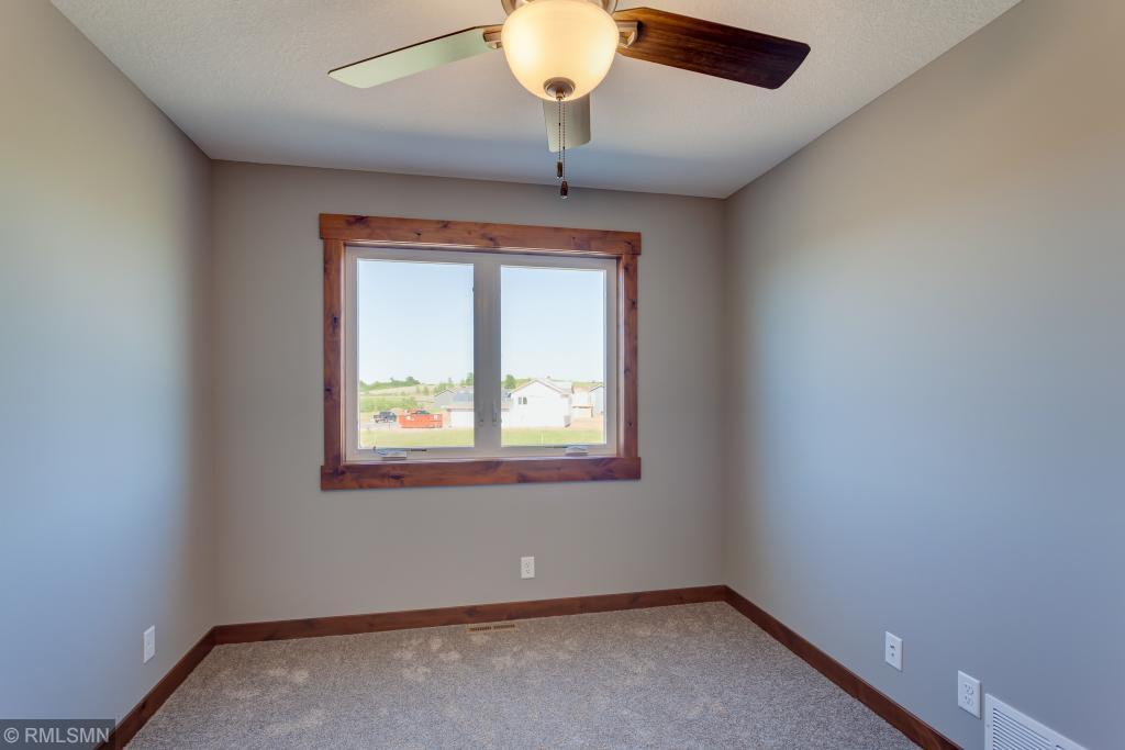 389 Prairie Road New Richmond, WI 54017 - Photo 18 of 27 Gallery Image 18