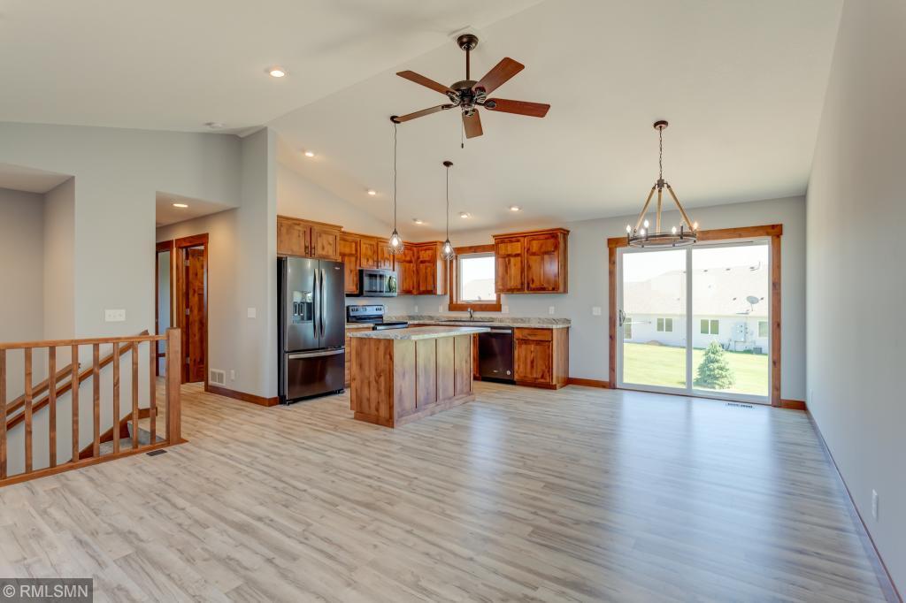 389 Prairie Road New Richmond, WI 54017 - Photo 8 of 27 Gallery Image 8