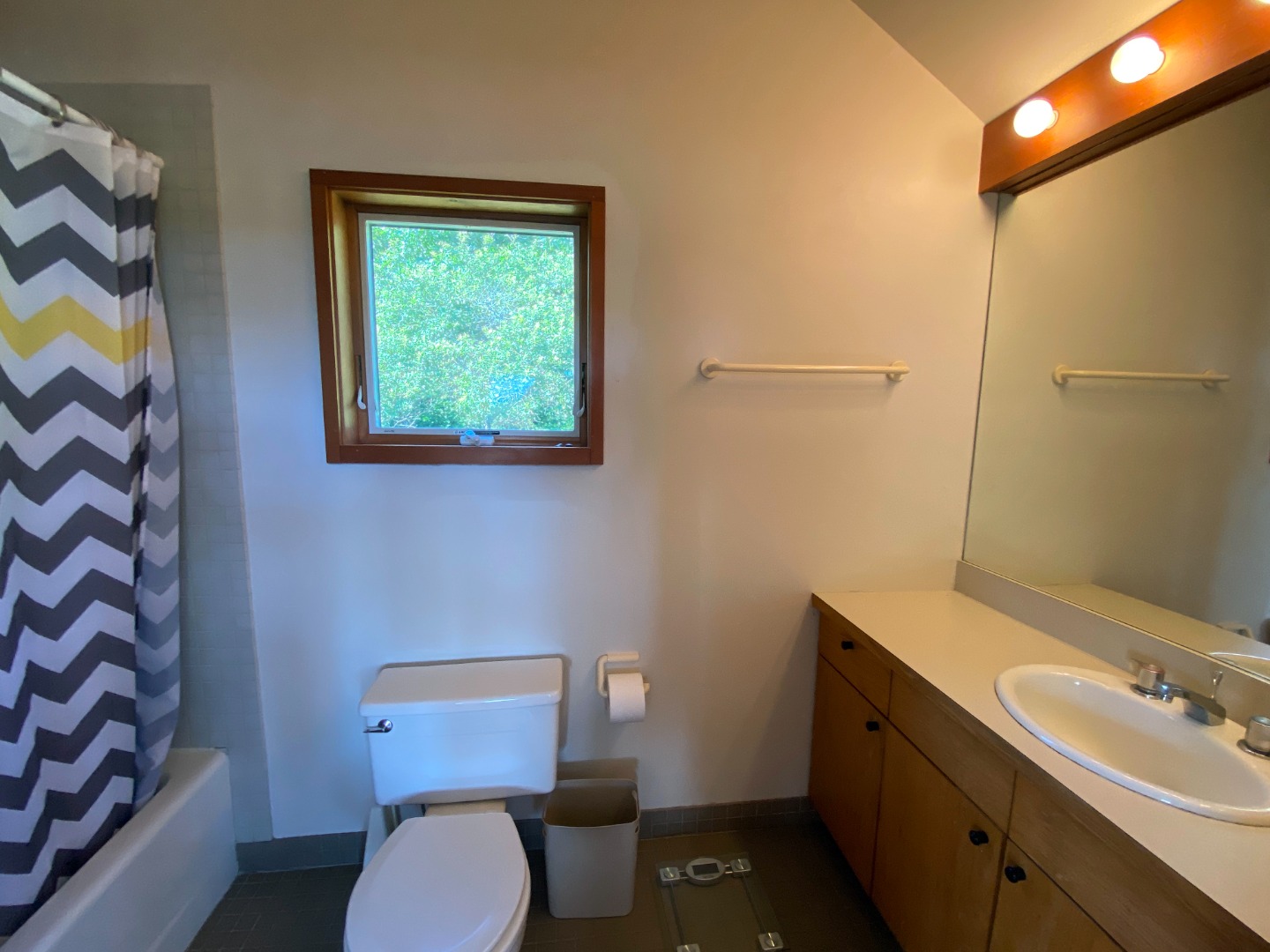27 Ocean View Farm Road Chilmark, MA 02535 - Photo 18 of 19 Gallery Image 18