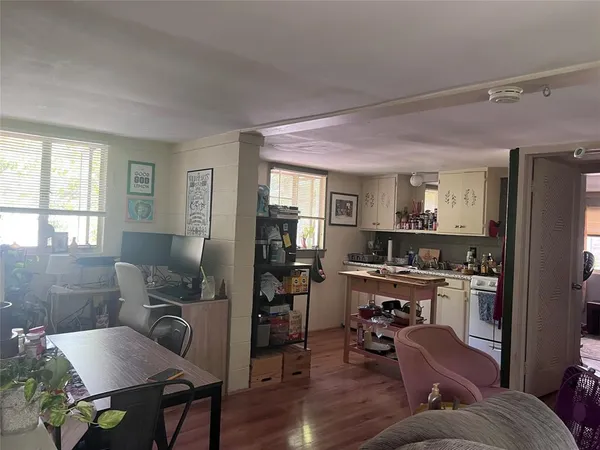 $1,200 | 3205 Grooms Street, Unit C, Austin, TX 78705