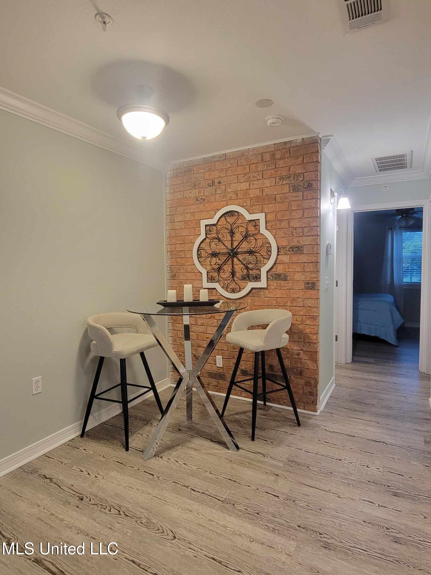 1282 Beach Boulevard, Unit 209 Biloxi, MS 39530 - Photo 4 of 8 486251029_2100467043772446_3676274313064