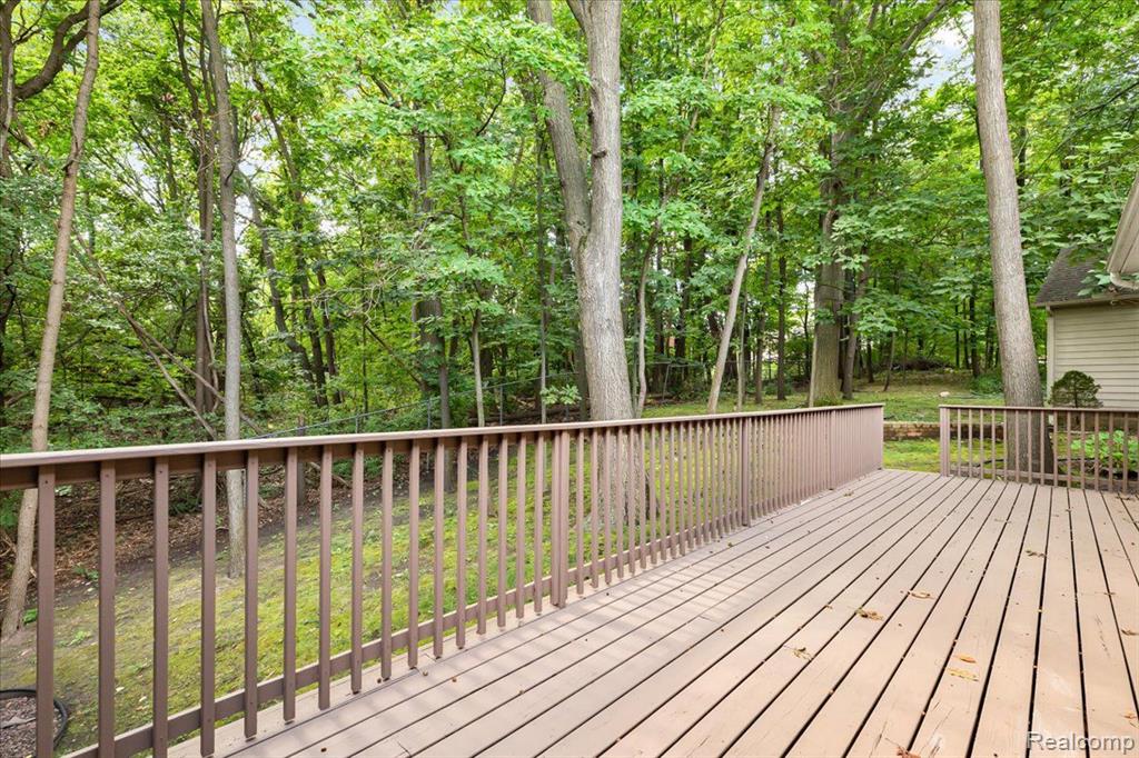 3411 Fairgrove Terrace Rochester Hills, MI 48309 - Photo 9 of 42