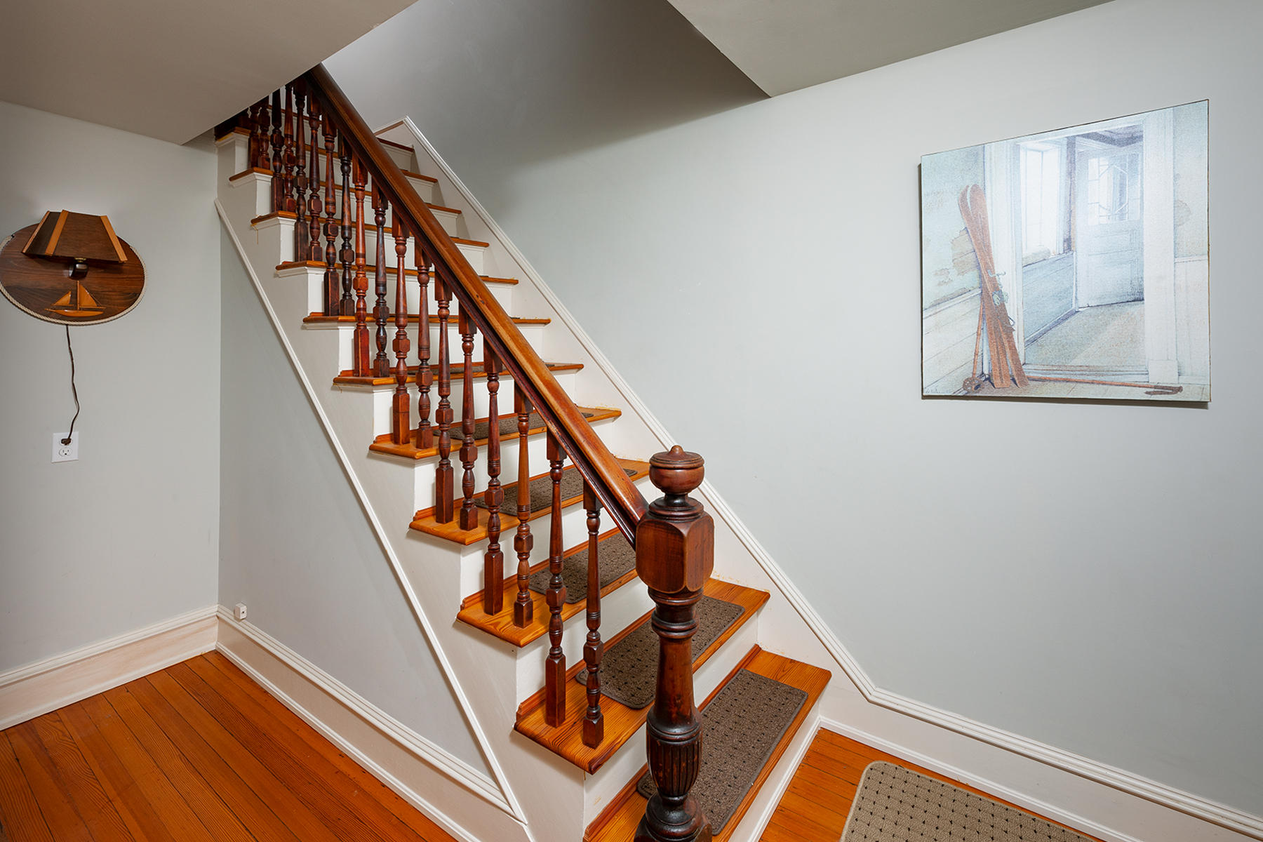 171 Old Post Road York, ME 03909 - Photo 20 of 29 Stairway