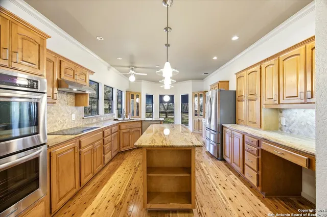 $545,000 | 21655 Valley Park Drive, Garden Ridge, TX 78266