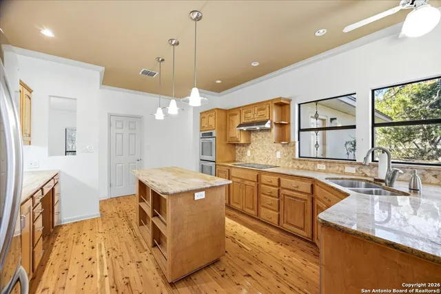 $545,000 | 21655 Valley Park Drive, Garden Ridge, TX 78266