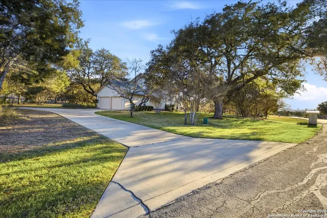 $545,000 | 21655 Valley Park Drive, Garden Ridge, TX 78266