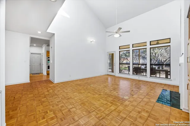 $545,000 | 21655 Valley Park Drive, Garden Ridge, TX 78266