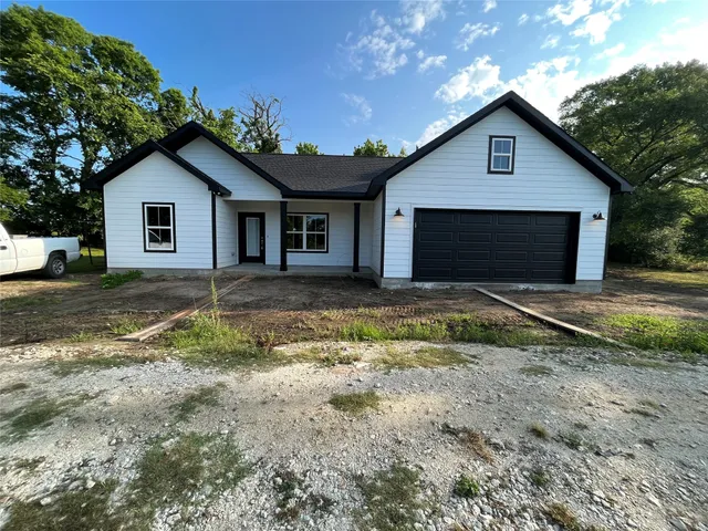 $284,000 | 111 Heatherbrook, Somerville, TX 77879