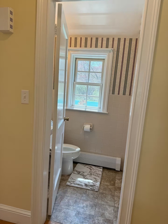 161 Chestnut Street Amherst, MA 01002 - Photo 16 of 41 a bathroom with a toilet and a window