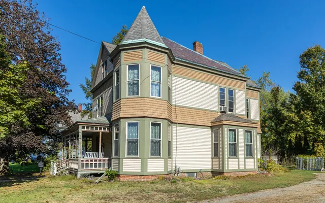 $319,000 | 50 Parker Street, Winchester, NH 03470