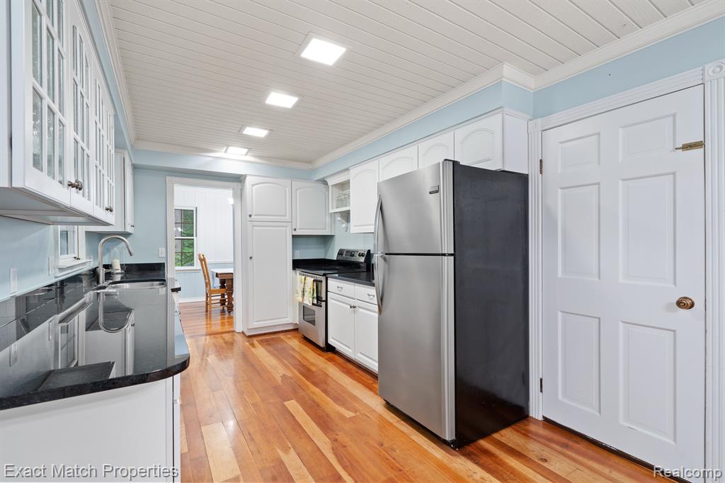 3601 Clyde Road Holly, MI 48442 - Photo 3 of 37