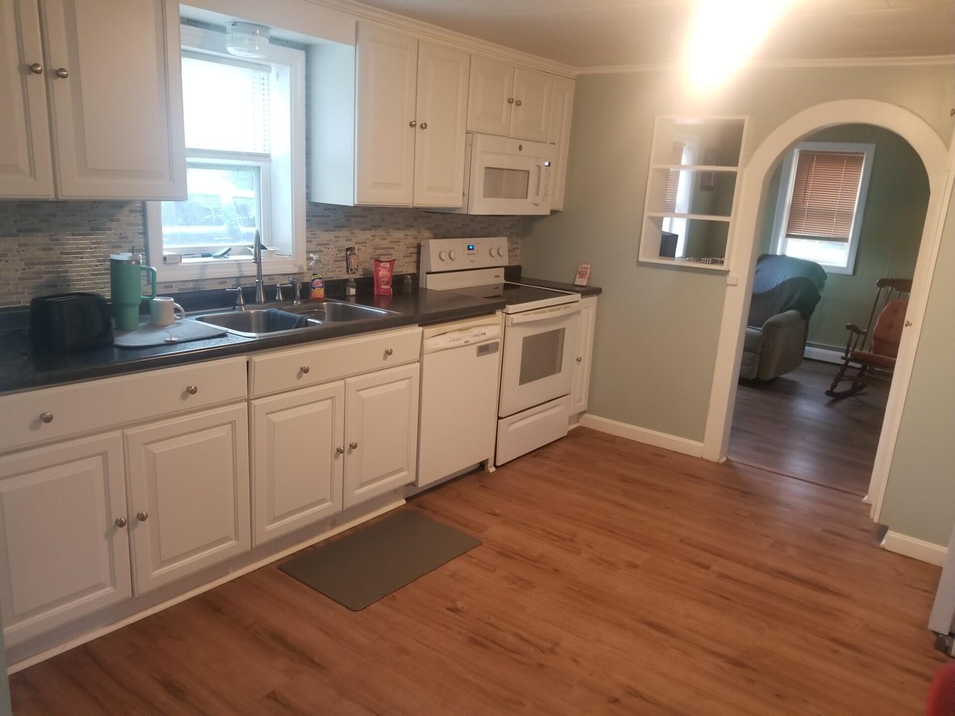 29 Glendale Road Caribou, ME 04736 - Photo 5 of 10 29 Glendale 04