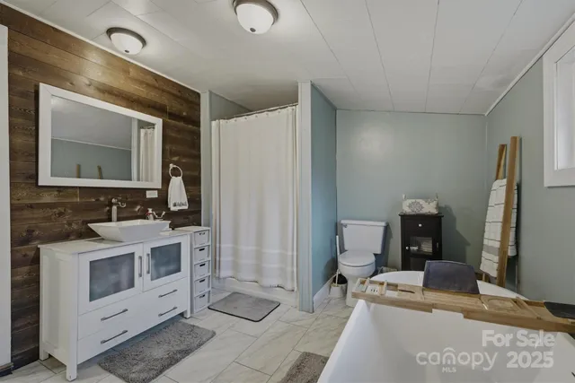 $289,900 | 591 1st Ave Drive Southeast, Taylorsville, NC 28681