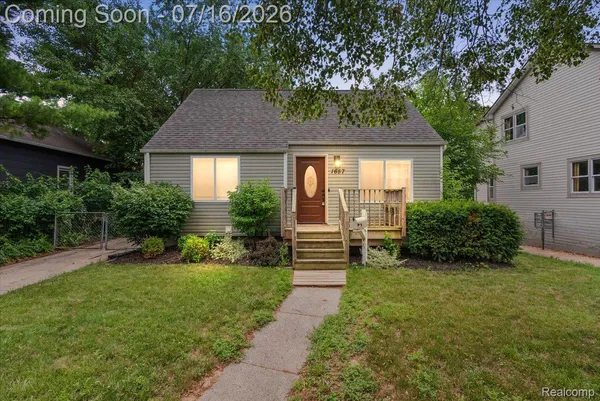 $309,000 | 1657 West Troy Street, Ferndale, MI 48220