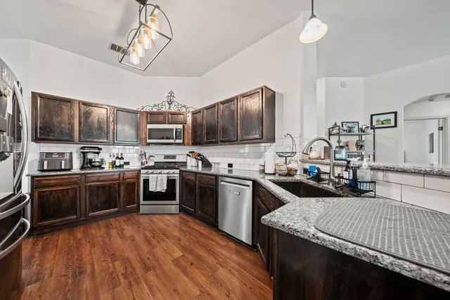 $1,900 | 150 Primrose Boulevard, Kyle, TX 78640