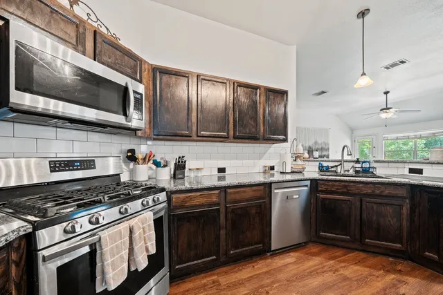 $1,900 | 150 Primrose Boulevard, Kyle, TX 78640