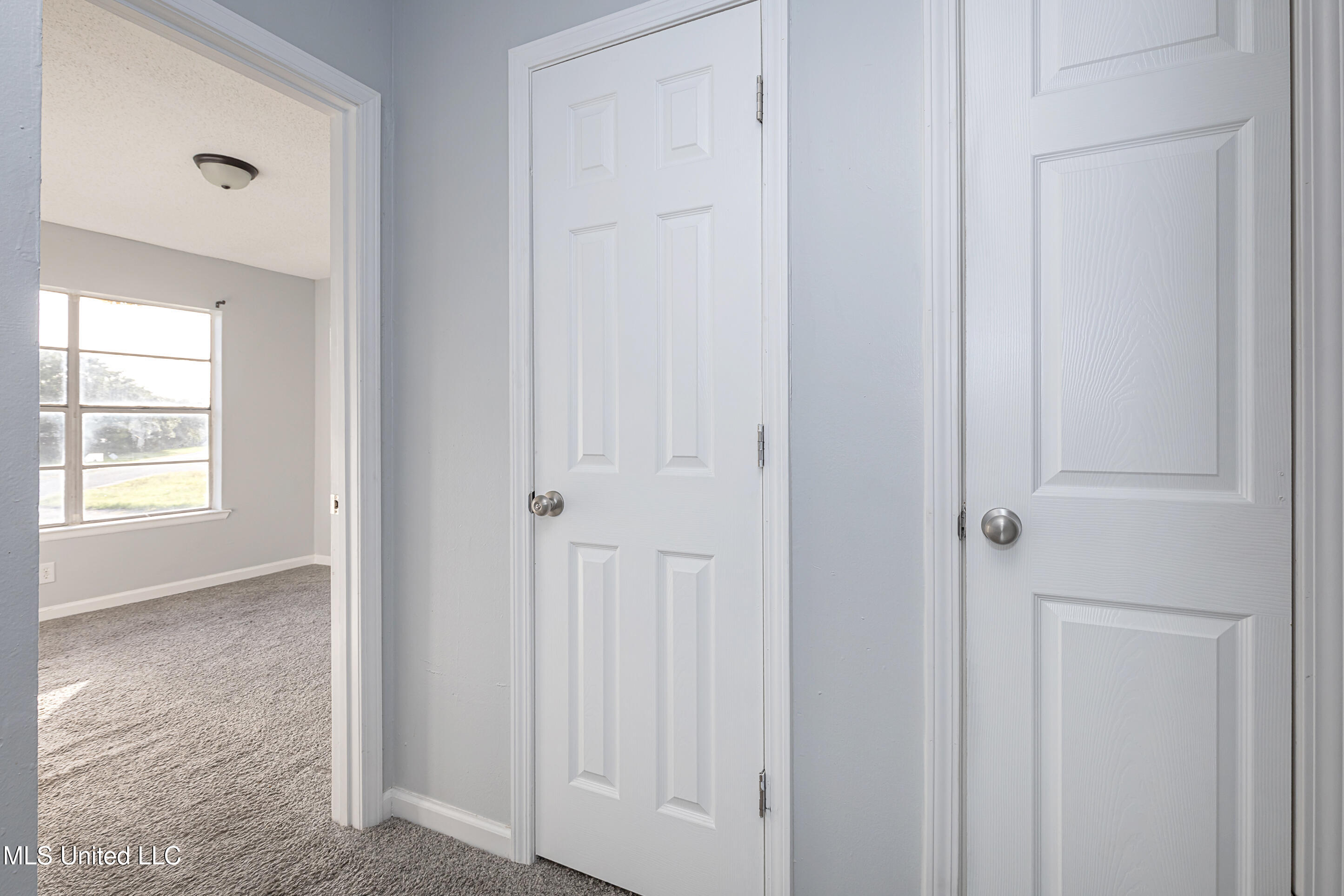 3419 Hospital Road, Unit 15 Pascagoula, MS 39567 - Photo 18 of 32 IMG_5903