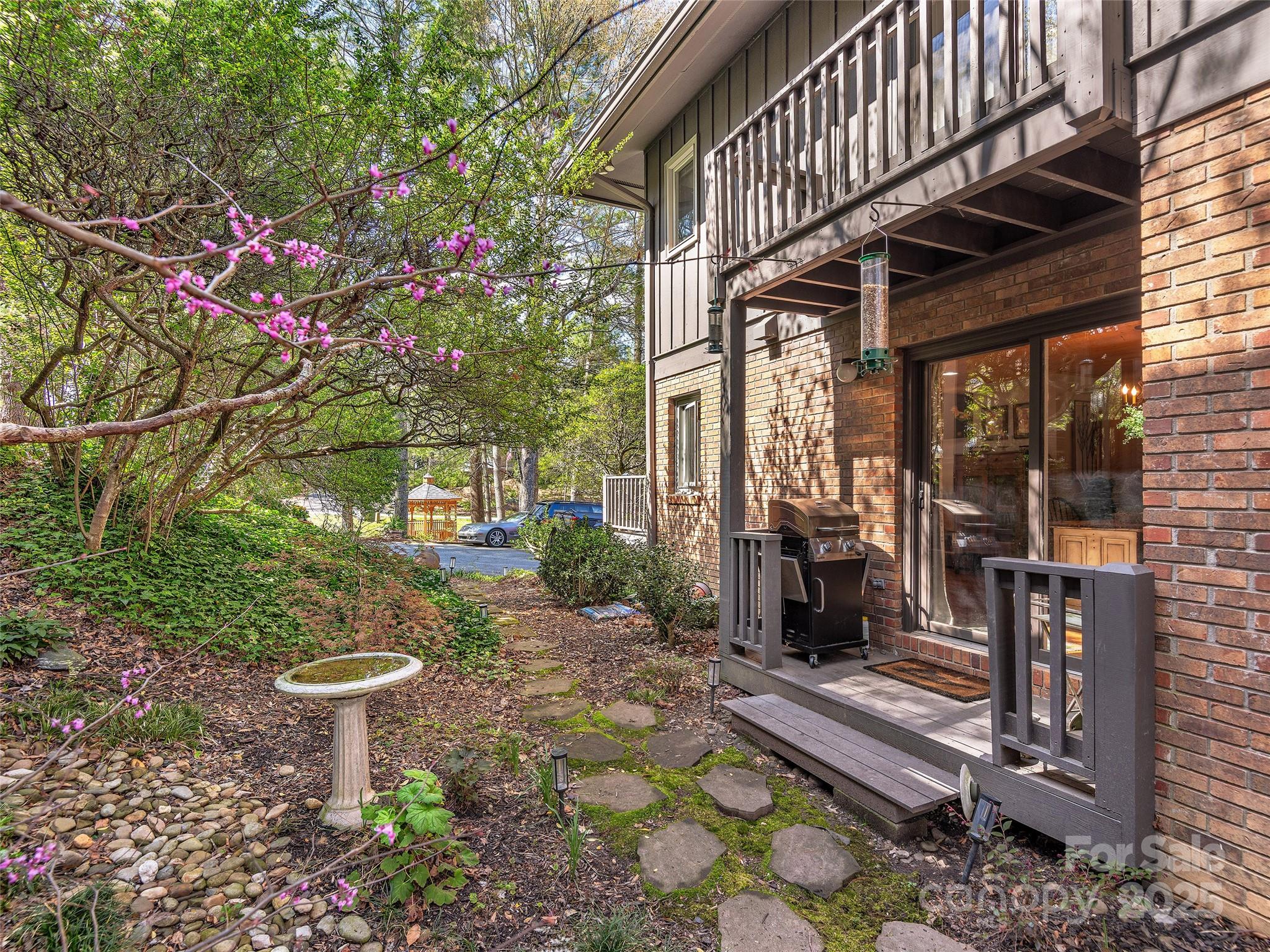150 Cove Loop Road Hendersonville, NC 28739 - Photo 16 of 17 Gallery Image 16