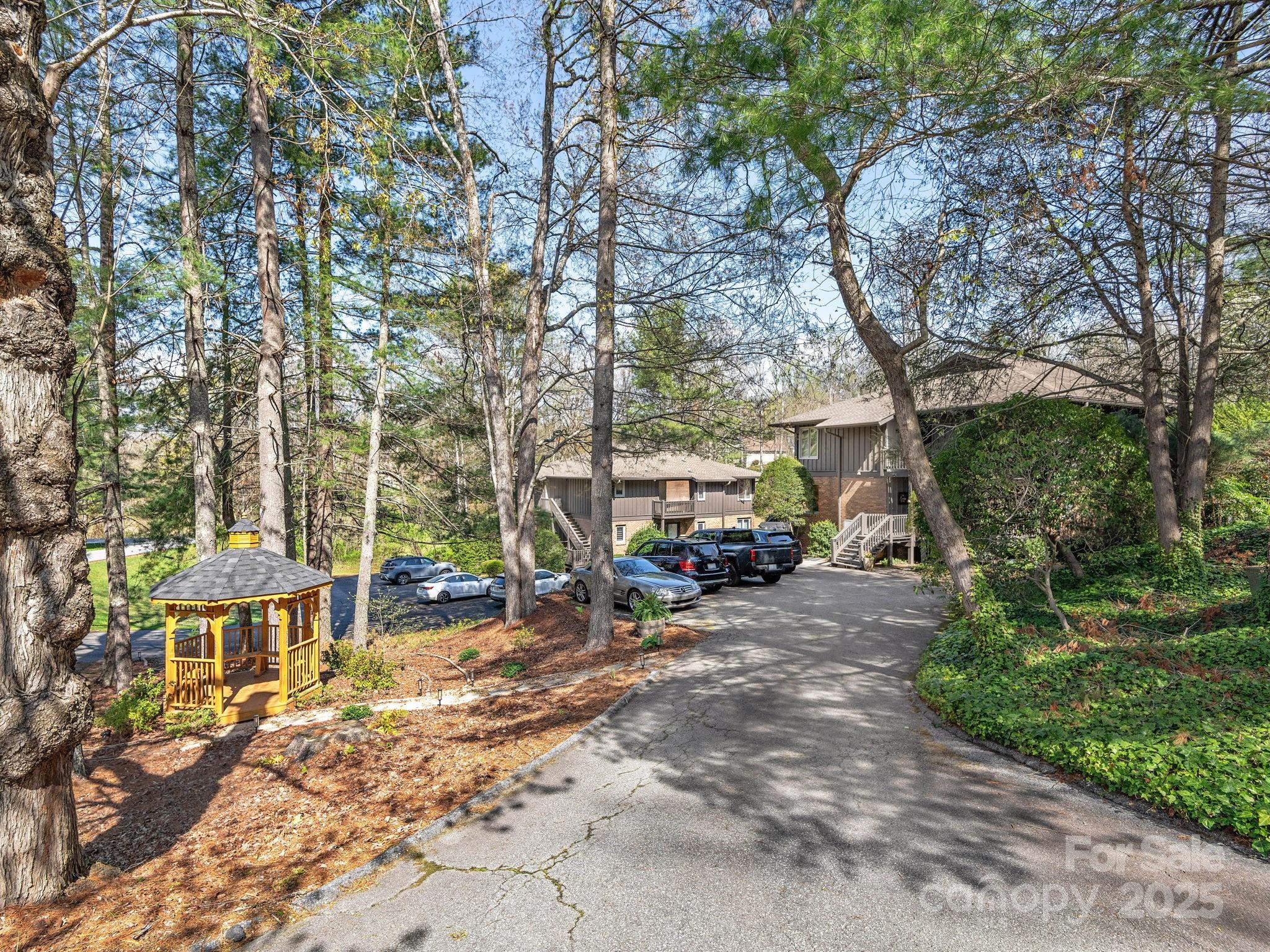 150 Cove Loop Road Hendersonville, NC 28739 - Photo 17 of 17 Gallery Image 17