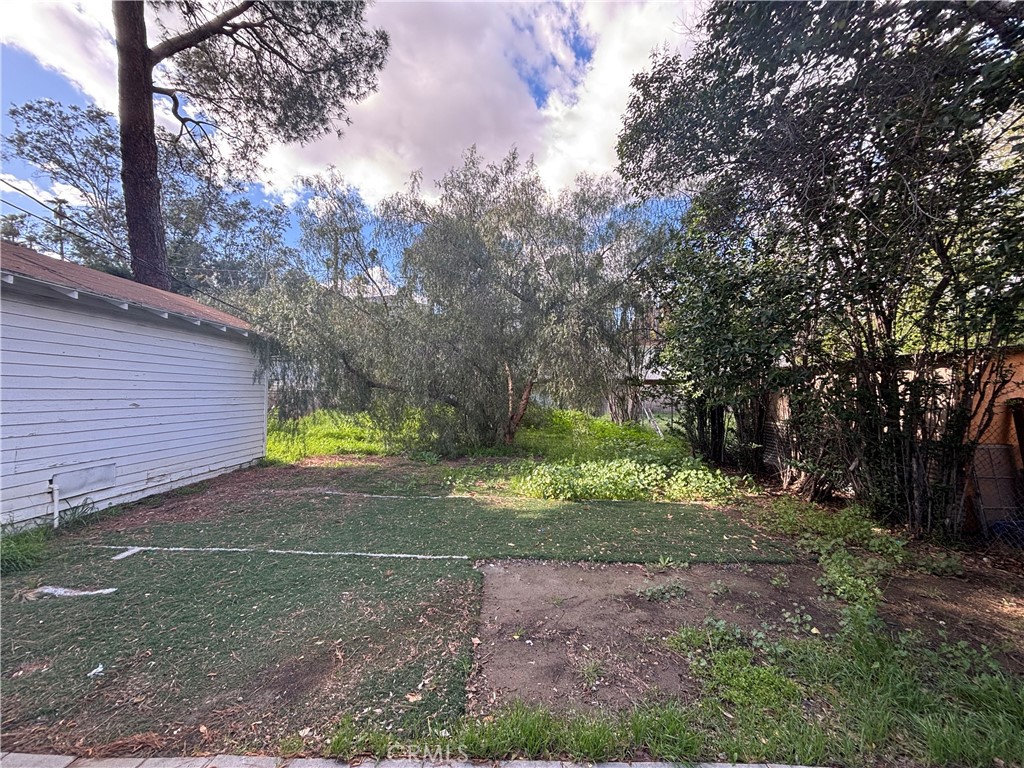 5093 Olivewood Avenue Riverside, CA 92506 - Photo 12 of 12
