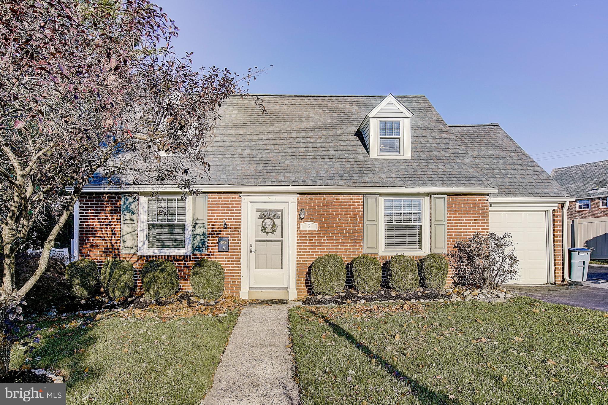 2 Hawthorne Road Broomall, PA 19008 - Photo 3 of 37 Gallery Image 3
