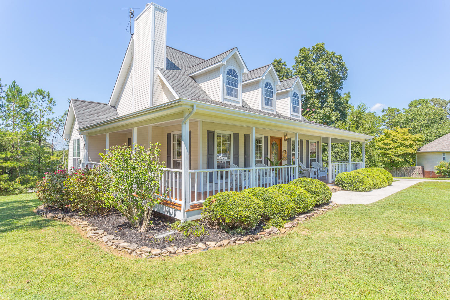 134 Spring Lane Ringgold, GA 30736 - Photo 4 of 28 134 Spring Lane HD -17 - Copy