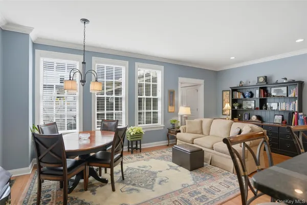 $729,000 | 5 Cowdrey Street, Warwick, NY 10990