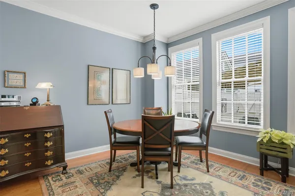 $729,000 | 5 Cowdrey Street, Warwick, NY 10990