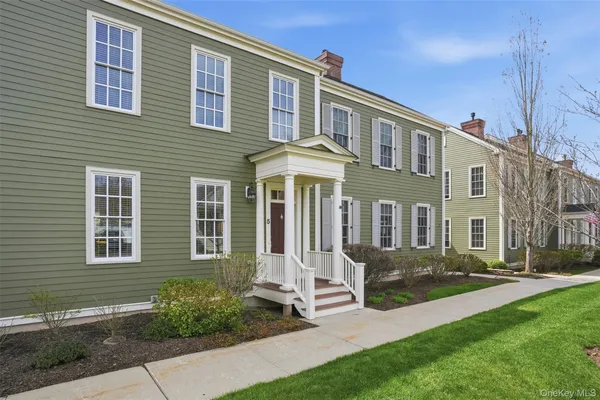 $729,000 | 5 Cowdrey Street, Warwick, NY 10990
