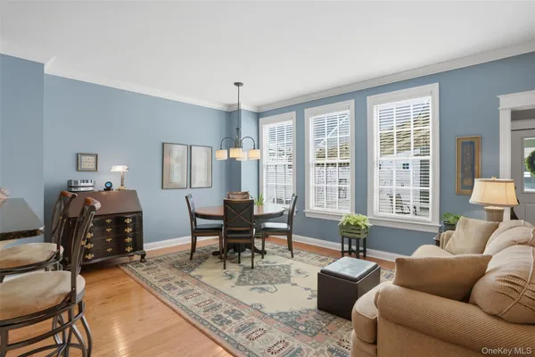 $729,000 | 5 Cowdrey Street, Warwick, NY 10990
