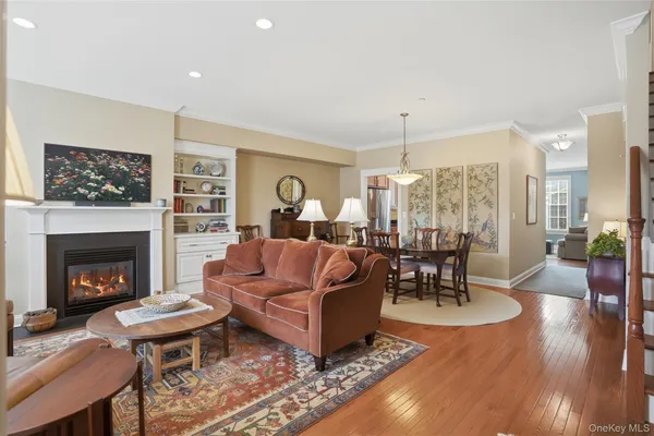 $729,000 | 5 Cowdrey Street, Warwick, NY 10990