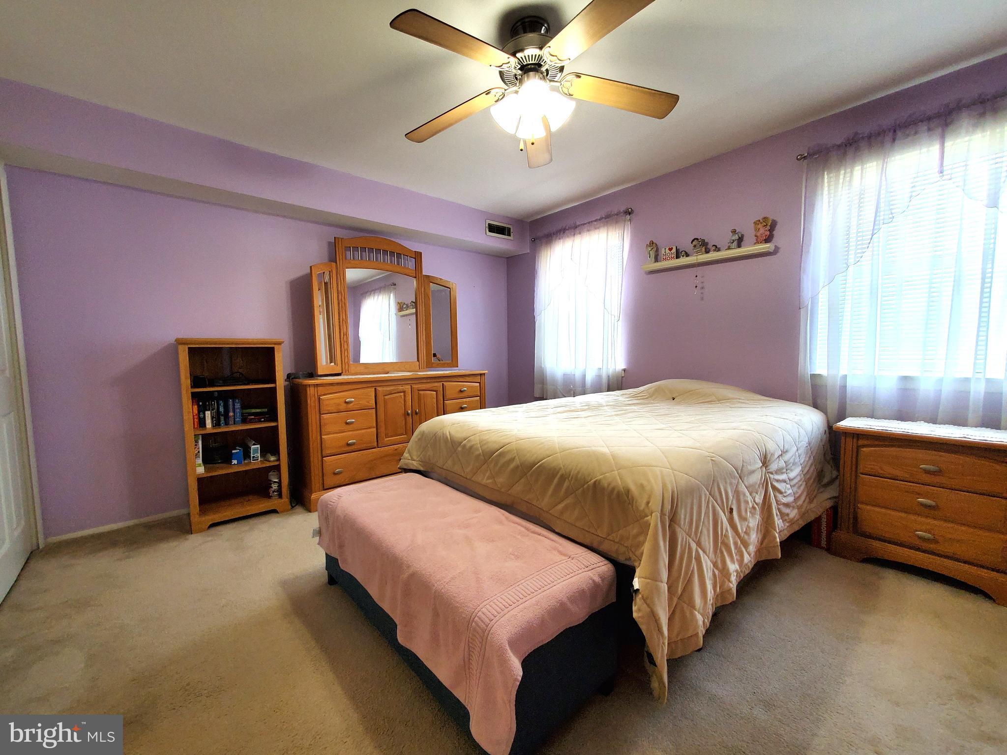 1155 York Rd., Unit J13 Warminster, PA 18974 - Photo 17 of 21 Large Bedroom