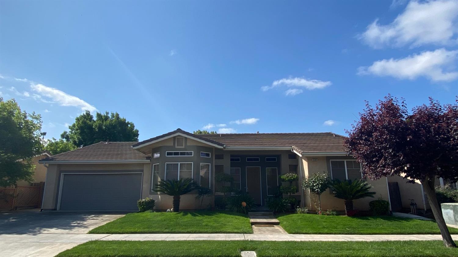 2383 East Early Avenue Reedley, CA 93654 - Photo 1 of 29 Gallery Image 1