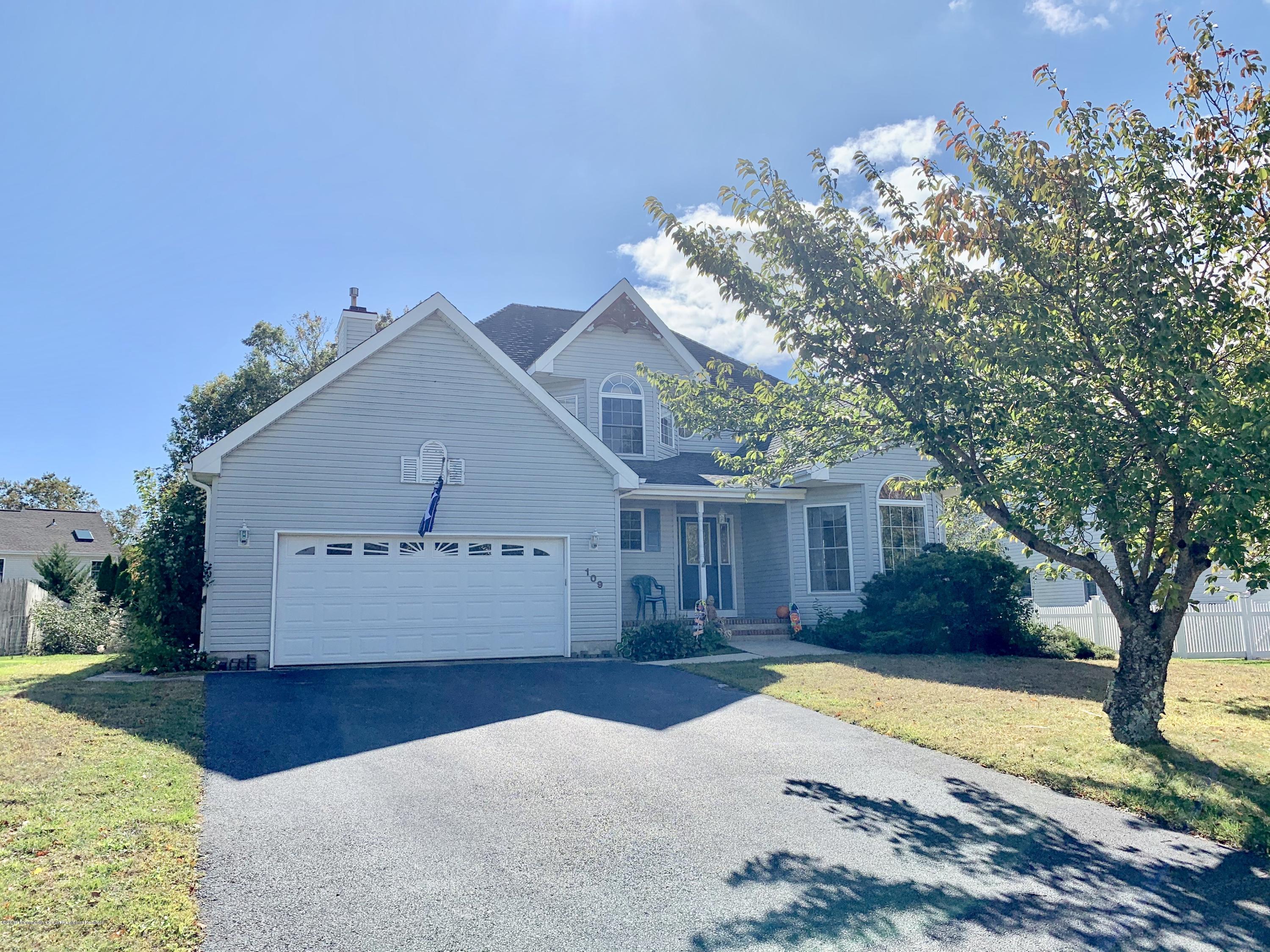 109 Cruise Road Manahawkin, NJ 08050 - Photo 1 of 36 fullsizeoutput_8e9